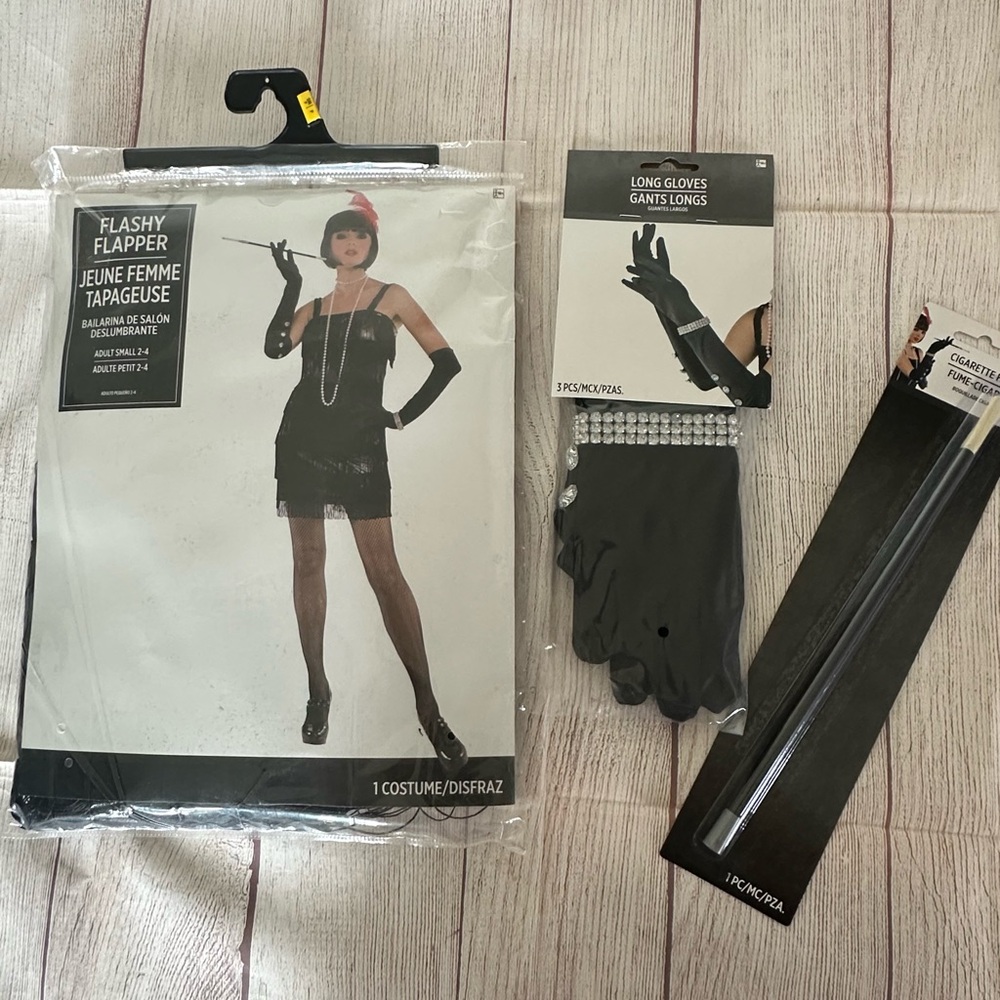 Flapper Costume Set with Black Accessories